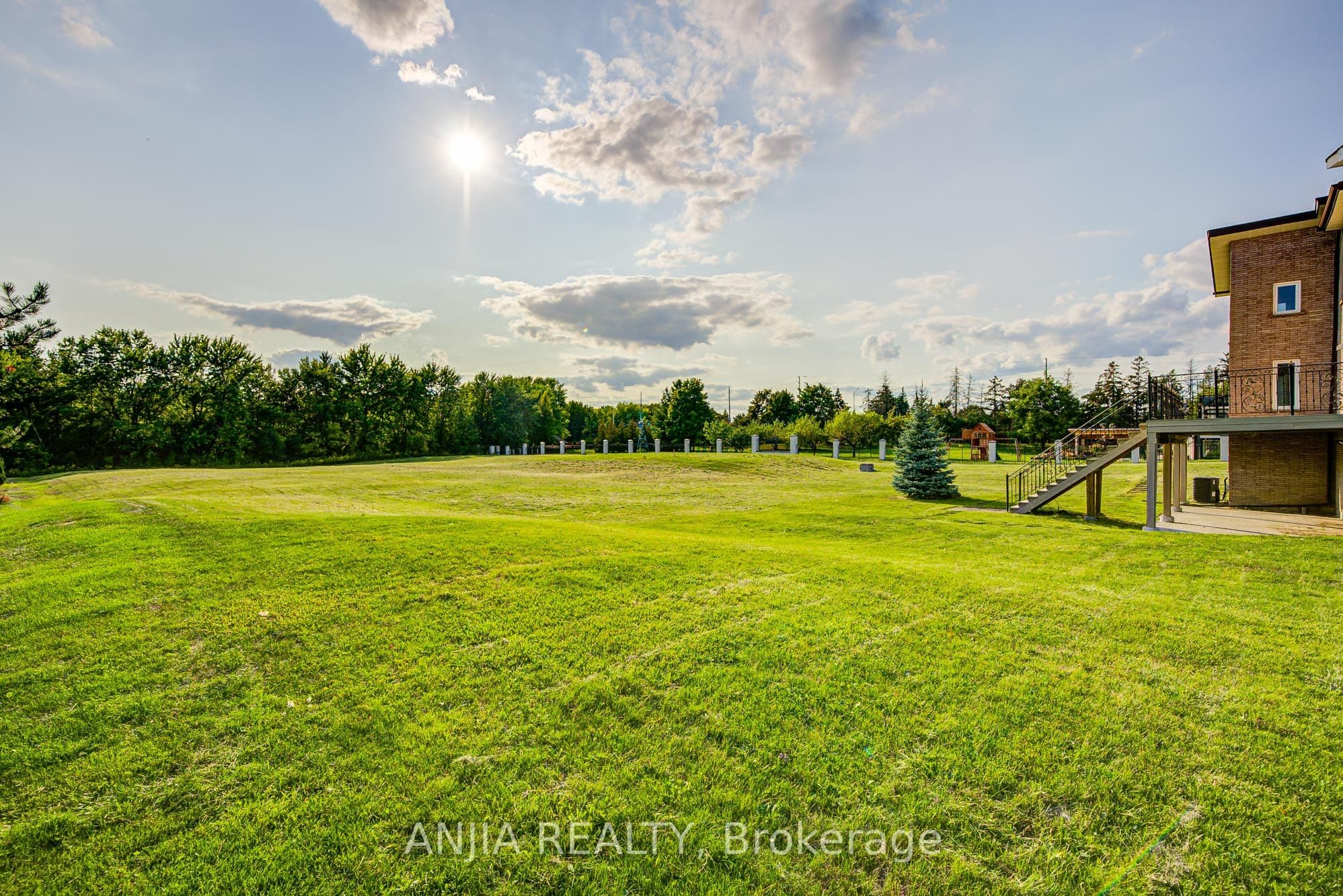 Property at 44 Bellini Avenue, Brampton, ON L6P 0E2